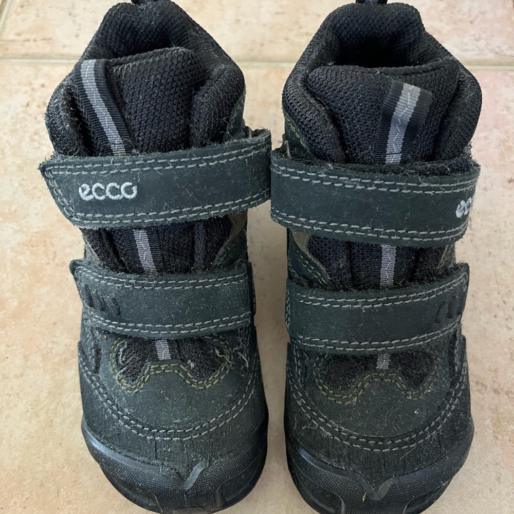 Geox boys boots EU27